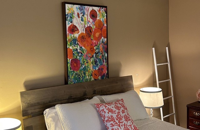 Serene Ranch in Cul-de-Sac w/Fenced Yard❤️ Pets