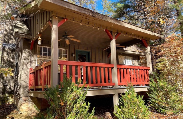 Serene Rustic Cabin Getaway - Pet -Friendly!