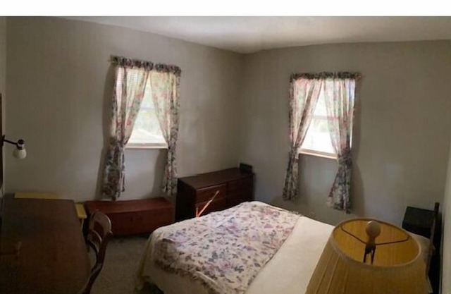 Serene waterfront bungalow with AC in central Florida