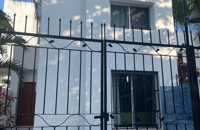 SERENITY AND COMFORT: WEEKLY & MONTHLY DISCOUNT. PET FRIENDLY!