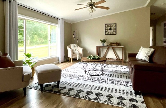 Serenity Guesthouse | Beach City