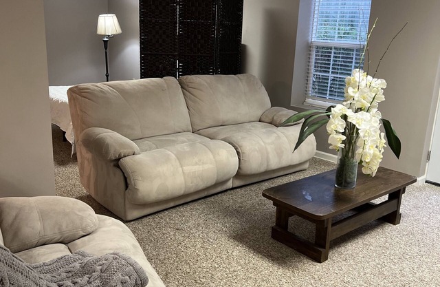 Serenity Suite of Pataskala Near Dennison