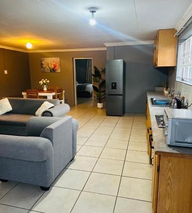 SerenityStay 37 on Zebra