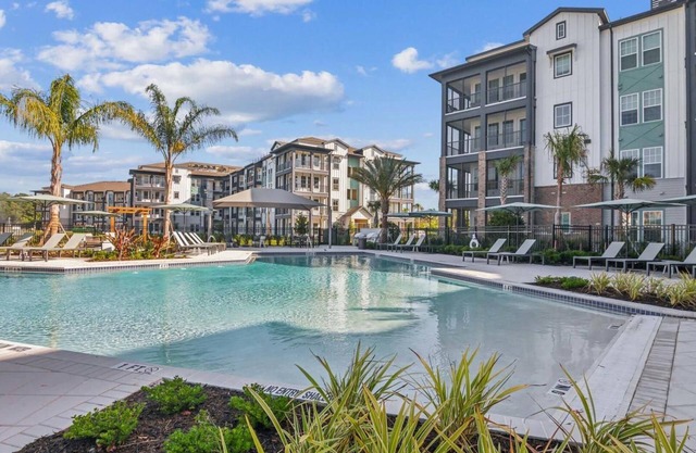 Sereno 2BD 4 - Two Bedroom Apartment, Sleeps 4