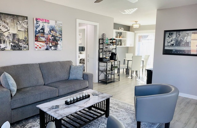 Seven minutes to Strip and Allegiant Stadium.n