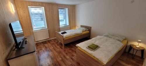 Seyfarthrooms - Monteurwohnung Großröhrsdorf 3 - zentrale Lage, gute Anbindung, ideal für 2 Personen