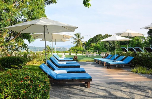 (SHA+)Junior Suite Hideaway (B)