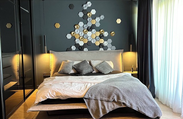 Shades of Cluj Napoca-A unique two bedroom apartment perfect for any occasion.