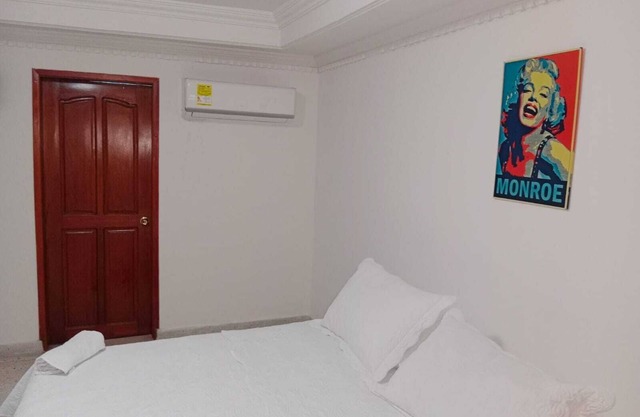 Shalom Home90 Bella Habitacion, Cerca a Centros Comerciales