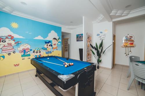 ShinChan Chill 14pax Landed Homestay Pooltable KTV BBQ Bukit Indah