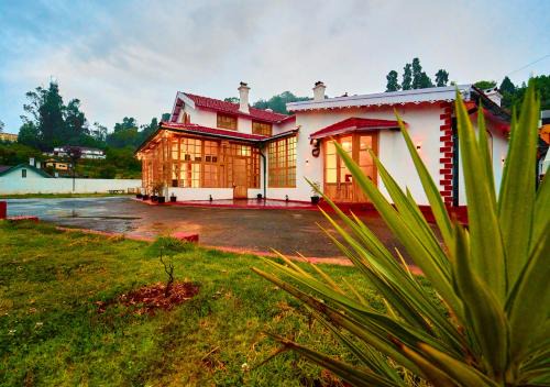 Shivs Heritage Resort Ooty