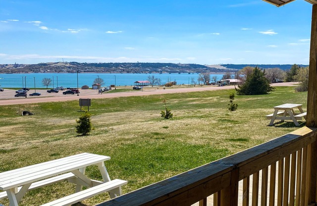 Shoreline Cottage SD