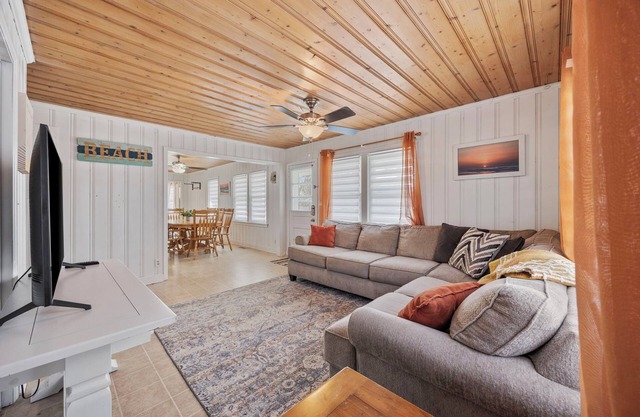 Short 1/4 mile walk to beach access in beautiful North Myrtle Beach!