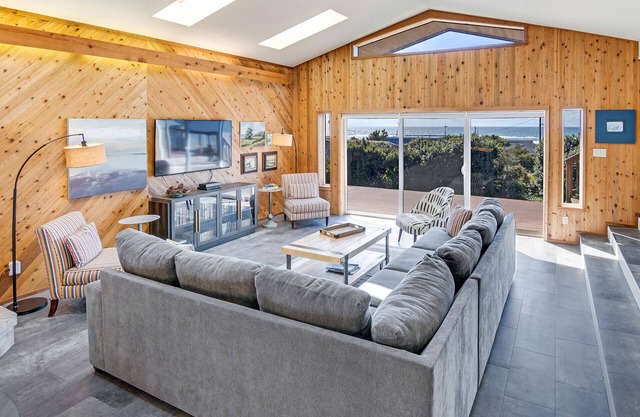 Short Walk to a Sandy Beach! Ocean Views! Dog Friendly!