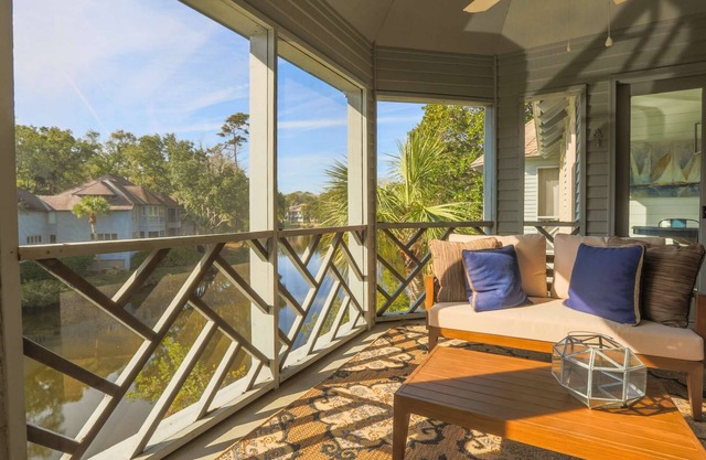 Short Walk to Beach. Sun Soaked, Newly Renovated, Bright & Modern Villa with Lagoon Views.