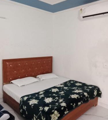 Shri ram lala guest house ayodhya