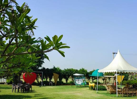 Shyama dhama cottege