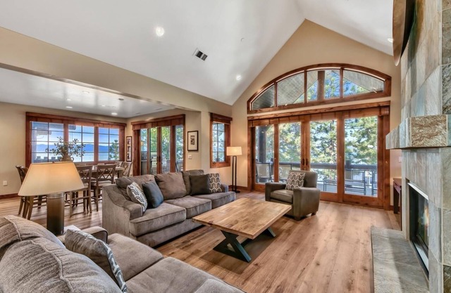 Sierra Shores Four - Lakefront Vistas