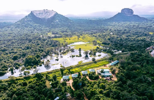 Sigiriya King's Resort
