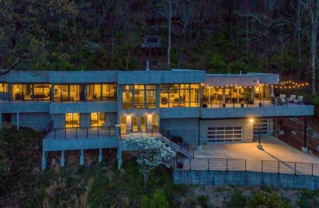 Signal Mountain Luxury Getaway