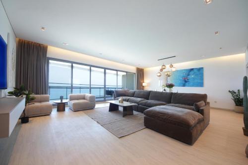 Silk Valley - 3B Beachfront | Private Beach Access