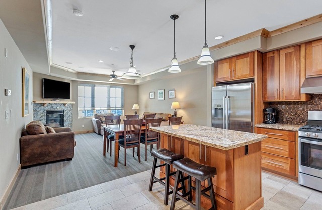 Silver Mountain Condo 202 by Bear Valley Vacation Rentals