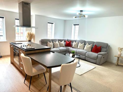 Silver Sky Apartment - Private Parking - Fast Wifi