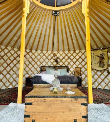 Simply yurt Glamping