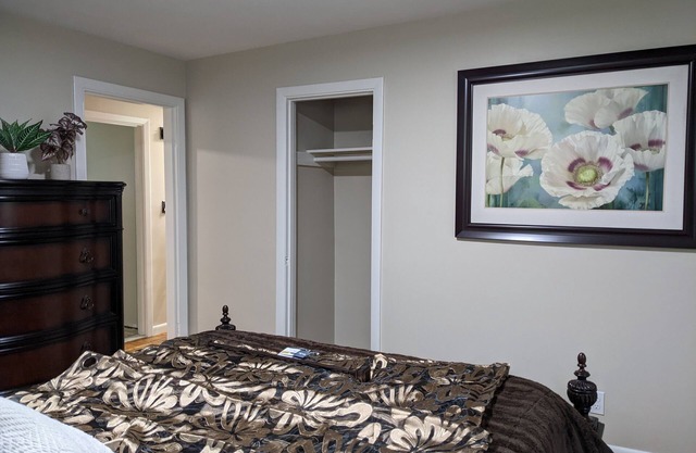 Single Family Suburban Home just minutes to Providence