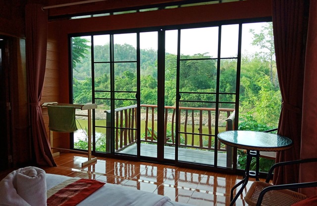 Sisatchanalai Heritage & Resort