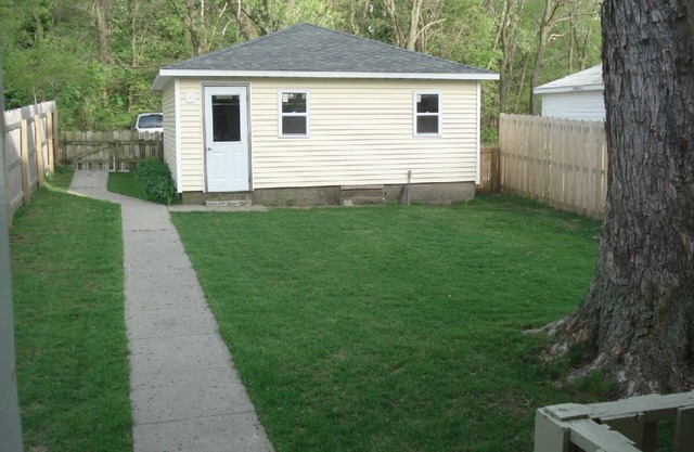 Six bedrooms duplex.available August 17th to the 22th