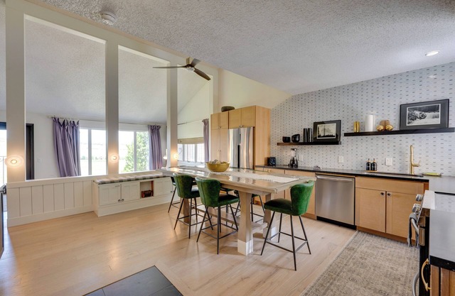 Ski-In/Ski-Out Granby Ranch Condo w/Mountain View