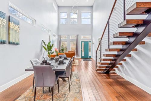 Skyline Luxe Near Duke