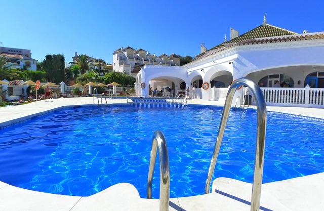 Sleeps 4 | Capistrano Playa 213 | CG R838