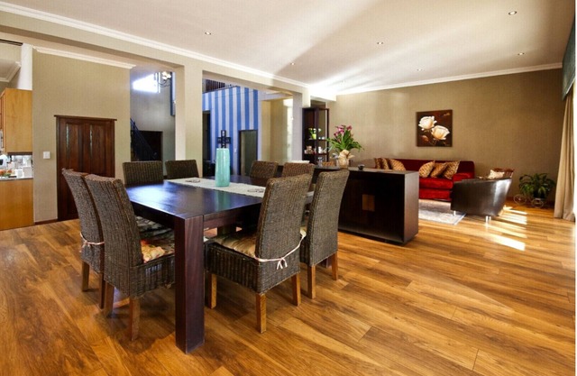 Small holding property on a beautiful mountain security estate