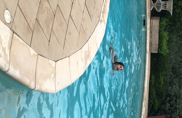 Small house barbecue pool