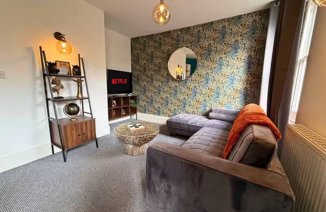 Smart 3-Bed in Hexham-Ideal for Workers & Families