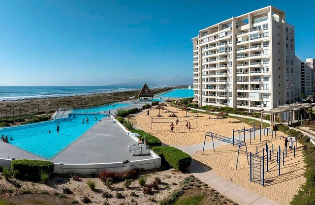 Smart Host Rentals - Seaside getaway