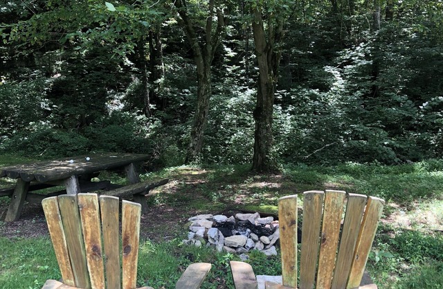 Smokey Mtn. Romantic Handcrafted Cabins