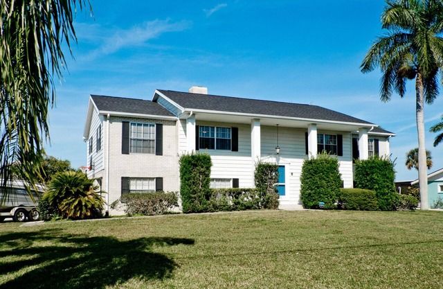 Snead Island Getaway