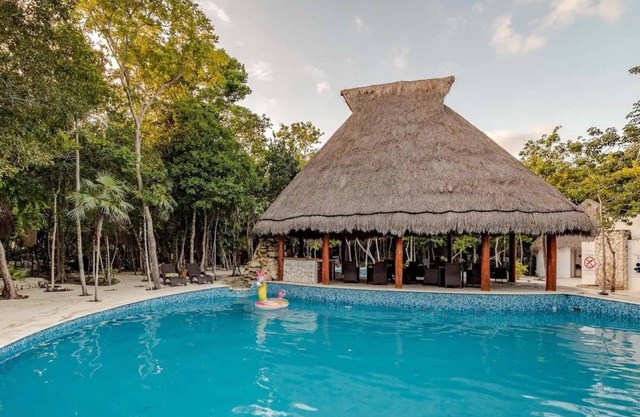 Snowbirds, familiy, friends, all are welcome, WiFi, self check in, free parking