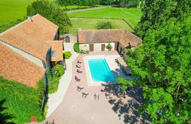 So Villa Passe Vite (72) - Heated pool - Foot - 2h Paris - 30 p.