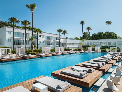So White Beach Resort