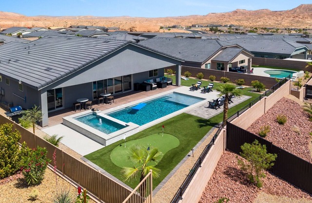 Soak and Swim Mountain Views by J and Amy 992400