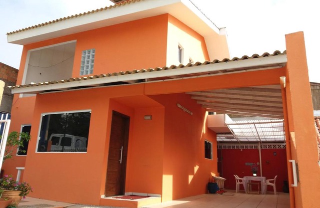 Sol e Mar 850mts do mar Ingleses Satinho