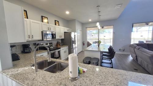 SOL1520SC 6 Bed Solana Holiday Villa home