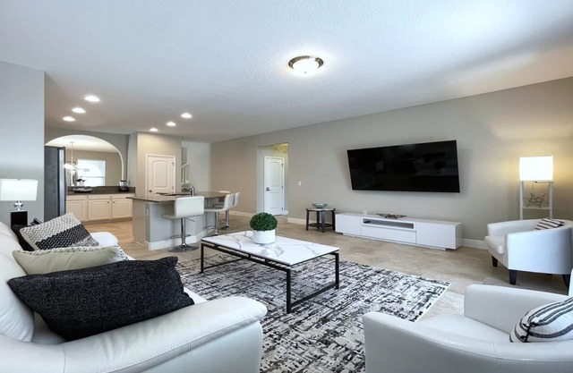 Solterra Resort - 5 Bed 4.5 Baths Villa