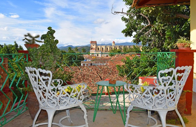 Sombrilla ft Hostal Clasico Colonial - Adults Only