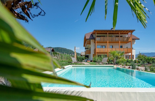 Sonnenhof Apartment "Bletterbach" with panoramic terrace and saltwater pool