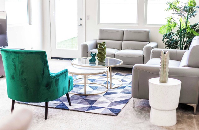 Sophisticated 4BR Retreat｜Pet-Friendly｜Fenced Yard & Pool Access#41339